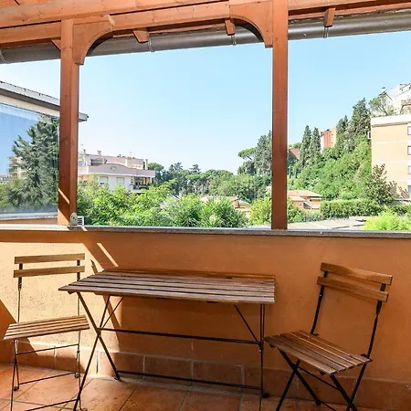Cozy With Balcony By Ndp Rent *