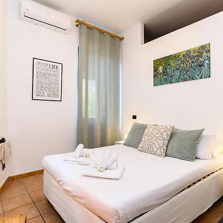 Cozy With Balcony By Ndp Rent * Rome