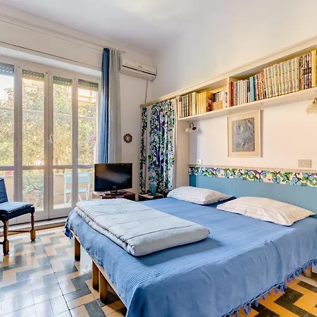 Bed & Breakfast Ponte Della Musica A *