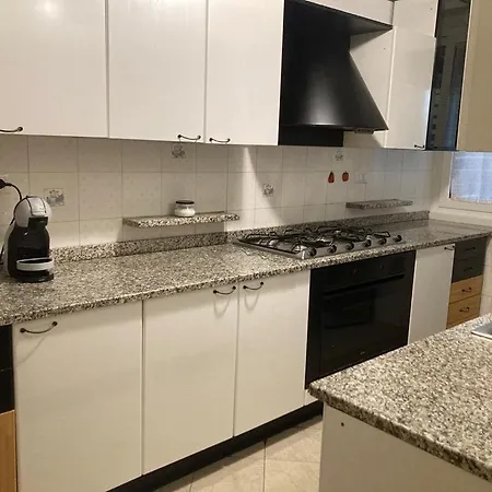 Fairome 2 Pini Apartment
