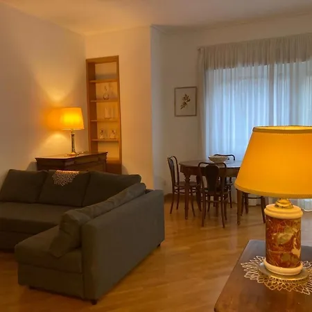 Apartment Fairome 2 Pini *