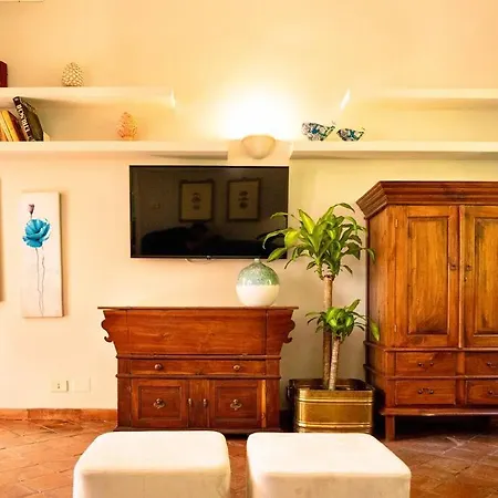 Romantica Centro Storico Con Giardino Privato Holiday home *