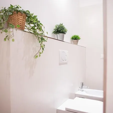 Termini Alever 3 Bedrooms Apartment