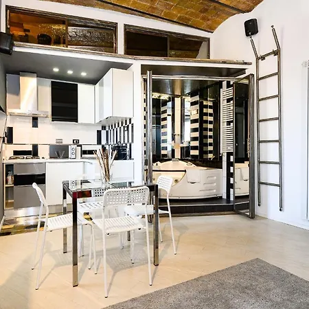 Stylish With Jacuzzi By Ndp Rent * Rome