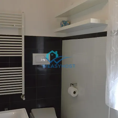Your Retreat Near San Giovanni Apartament *