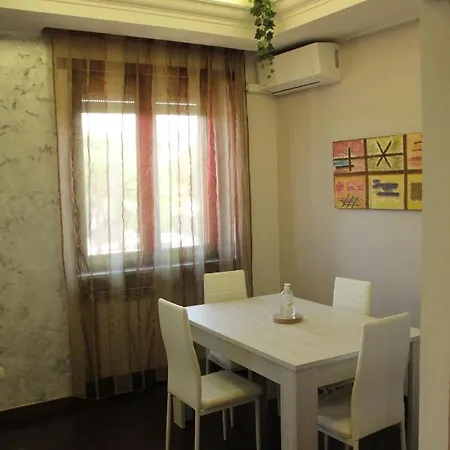 Apartment Capital House