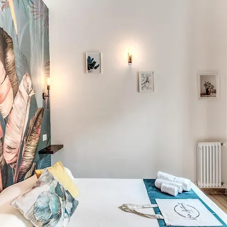 Nala Luxury With Terrace Apartment