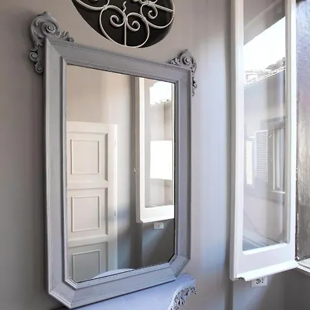 Apartment Trevi Luxury Maison *