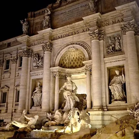 Apartment Trevi Luxury Maison Rome