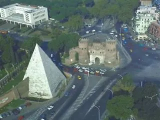Aabacus Pyramid House Hotel Rome