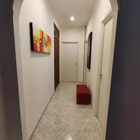 Appartamento Interno 14 - Re Di *