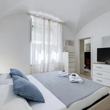 Apartment Vivilo Collection - Brescia - 2bd 2 Baths