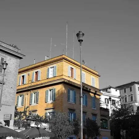 Vatican Joyful House * Rome