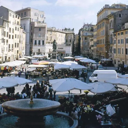 Apartment Casina Roma, 2 Min To Piazza Navona Rome