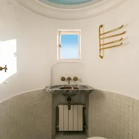 Forum Stunning Terrace Penthouse Apartment