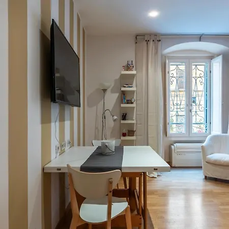 Dell'emporio Appartamento Roma