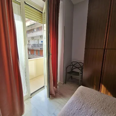 Alloggio Claudia - Valpo39 * Roma