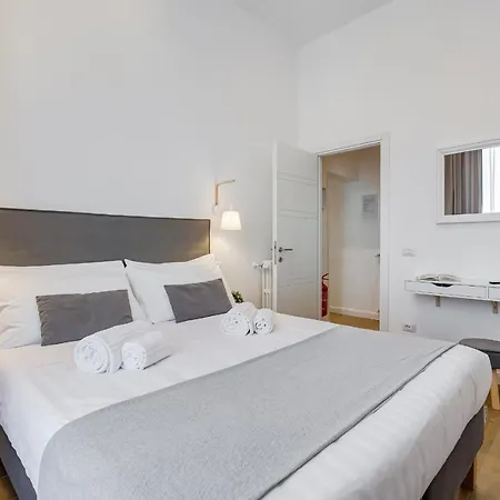 Colonna Luxury Apartment Rome