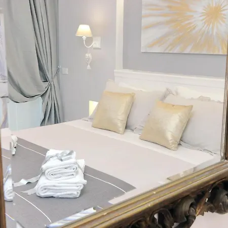 Roman Holiday Suites * Rome