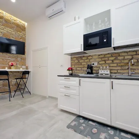 Roman Holiday Suites Rome