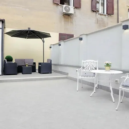Guest house Roman Holiday Suites