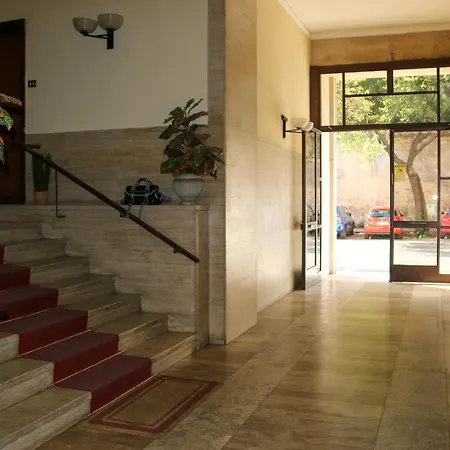 Apartment Policlinico