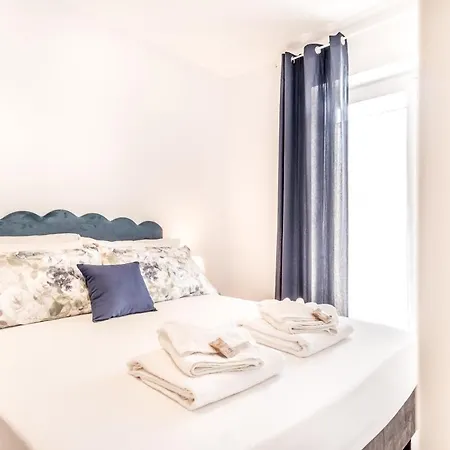 Bbhome Penthouse Bright And Elegant Metro Conca D'oro Appartamento