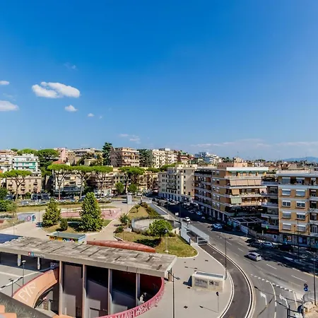 Bbhome Penthouse Bright And Elegant Metro Conca D'oro רומא