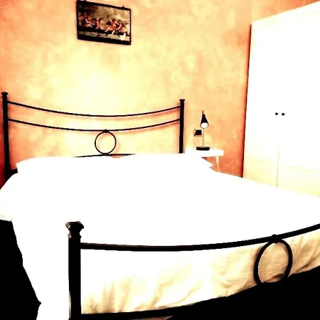 Apartment Priscilla & Parking At St Peter Basilica +free Calls To Usa, Canada, China *