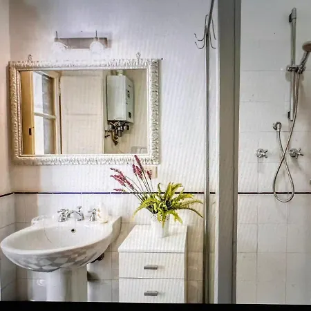 Adorable Flat By Barberini Trevi Fountain *
