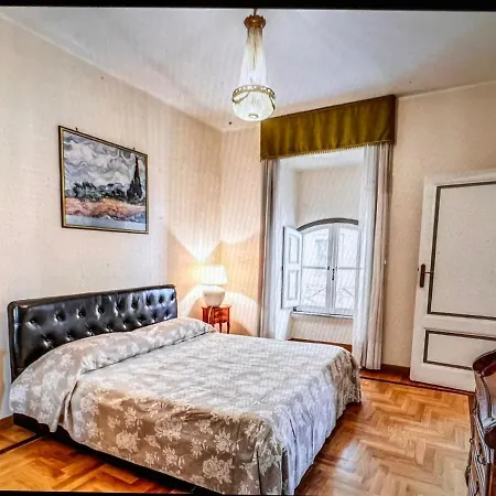 Adorable Flat By Barberini Trevi Fountain Rome