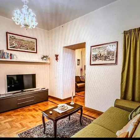 Adorable Flat By Barberini Trevi Fountain * Rome