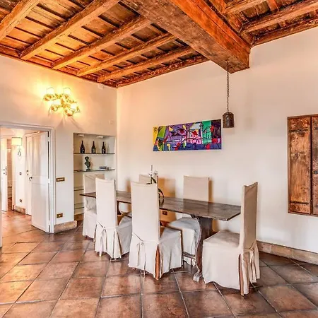 Flat With Lovely Views Near Piazza Navona * Rome