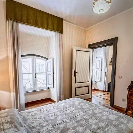 Adorable Flat By Barberini Trevi Fountain * Rome