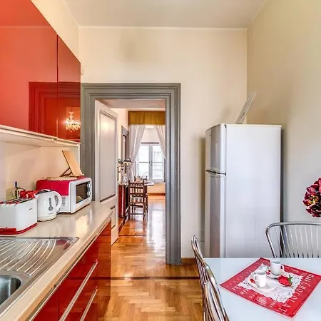 Adorable Flat By Barberini Trevi Fountain *