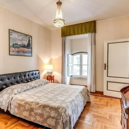 Adorable Flat By Barberini Trevi Fountain Rome