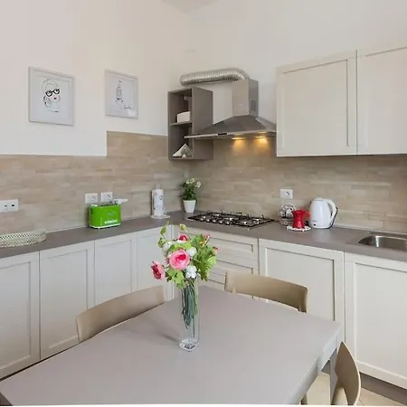 Taurasia By In Apartment Rome