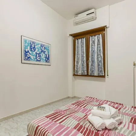 Piazza Bologna Apartment *
