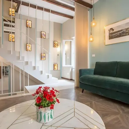 Frangipane 31 Monti Terrace Apartment Rome