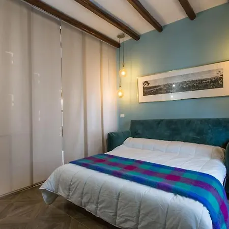 Frangipane 31 Monti Terrace Apartment *