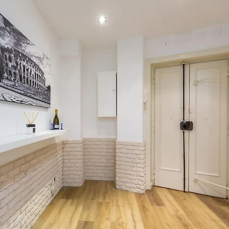 Imperium House - Con Giardino Privato, 3 Minuti Da Metro Piazza Bologna, A-c, Roma