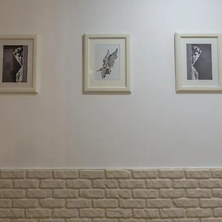 Appartamento Imperium House - Con Giardino Privato, 3 Minuti Da Metro Piazza Bologna, A-c,