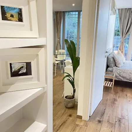 Green Home Apartment