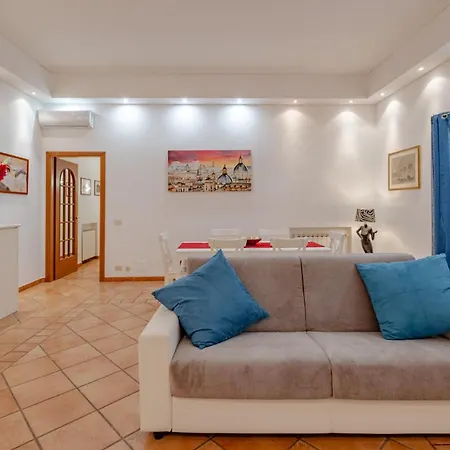 Apartment Ele Pantheon Rome