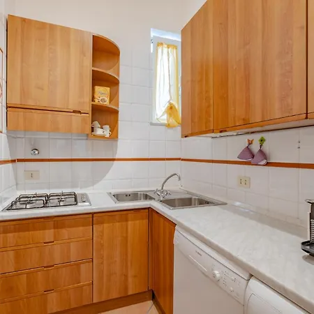 Apartment Ele Pantheon Rome