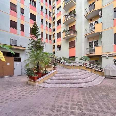 Luigi's Home, Cozy Metro San Paolo * רומא