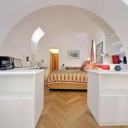 Pantheon With Private Terrace Apartment Rome