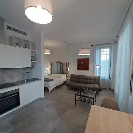 Appartamento Appia - Loft Con Giardino