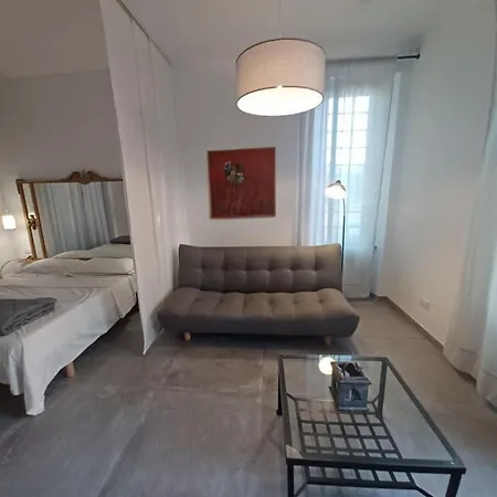 Appartamento Appia - Loft Con Giardino *