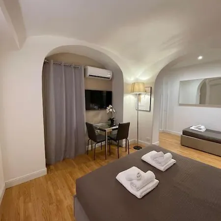 Elian In The Center Of #2 Apartment *
